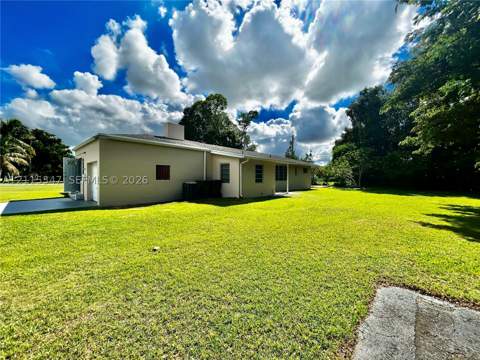 60 NE 18th St, Homestead FL - photo 6 of 36