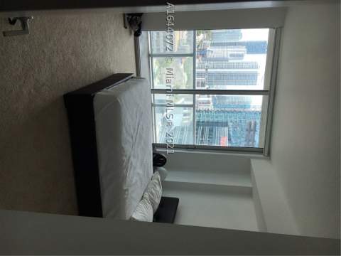 55 SE 6 St 2006, Miami FL - photo 8 of 11