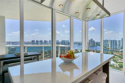 18911 Collins Ave 2705, Sunny Isles Beach FL - photo 21 of 32
