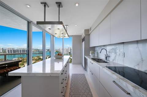 18911 Collins Ave 2705, Sunny Isles Beach FL - photo 22 of 32