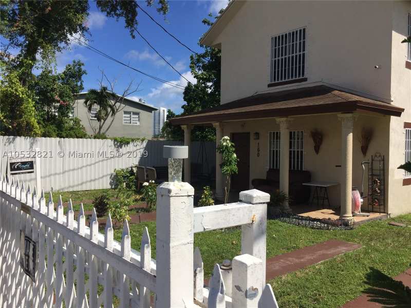 3 bedroom SingleFamilyResidence at 160 NW 27th St, Donmoore Villa Amd Pl, Miami — photo 1