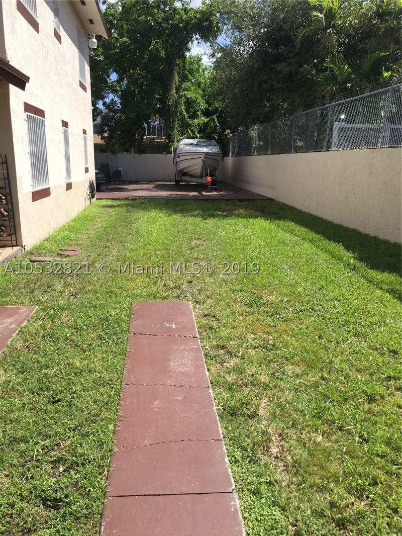 3 bedroom SingleFamilyResidence at 160 NW 27th St, Donmoore Villa Amd Pl, Miami — photo 3
