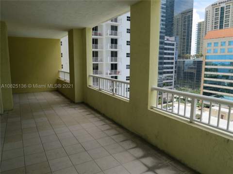 170 SE 14th St 1407, Miami FL - photo 18 of 25