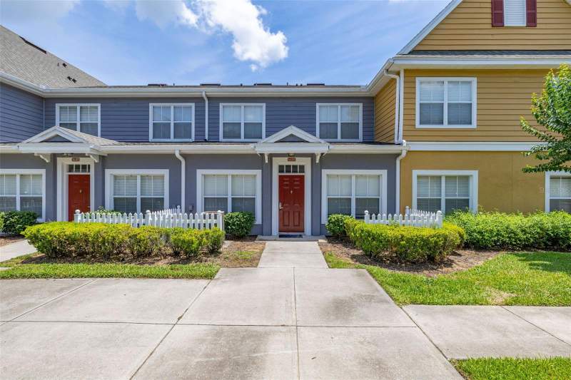 2620 LODI CIRCLE #103 home for sale in Villas at Seven Dwarfs