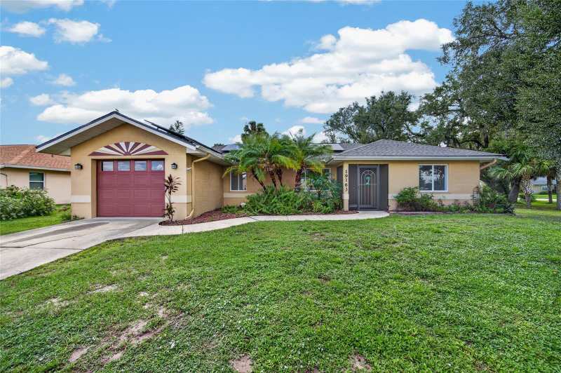 3 bedroom Single Family Residence at 19163 Baoy Avenue, Port Charlotte Sec 089, Port Charlotte — photo 1