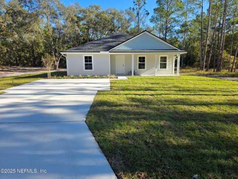 1264 Coral Farms Road, home for sale in Florahome 32140