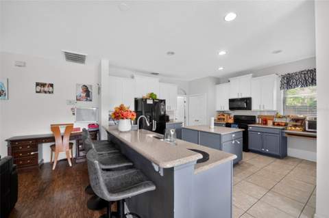 2100 Laurel Blossom Circle, Ocoee FL - photo 6 of 29
