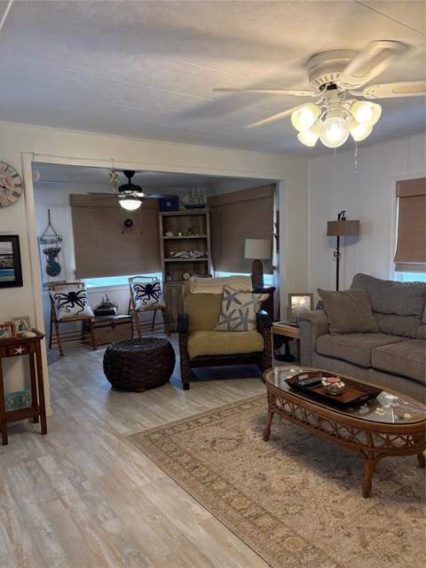 10297 N Lake Drive #79, Largo FL - photo 18 of 33