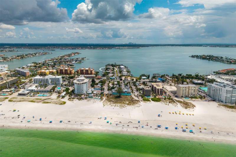 3 bedroom Single Family Residence at 216 Punta Vista Drive, Punta Vista Bennett Beach, St Pete Beach — photo 5