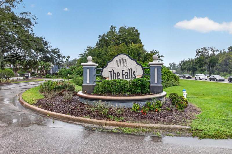 1 bedroom Condominium at 8513 Island Breeze Lane #207, The Falls At New Tampa A Condo, Temple Terrace — photo 2
