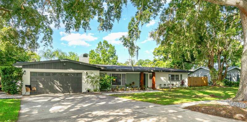 Rio Pinar Estates