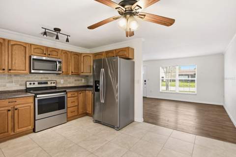 7826 Knox Loop, New Port Richey FL - photo 9 of 25