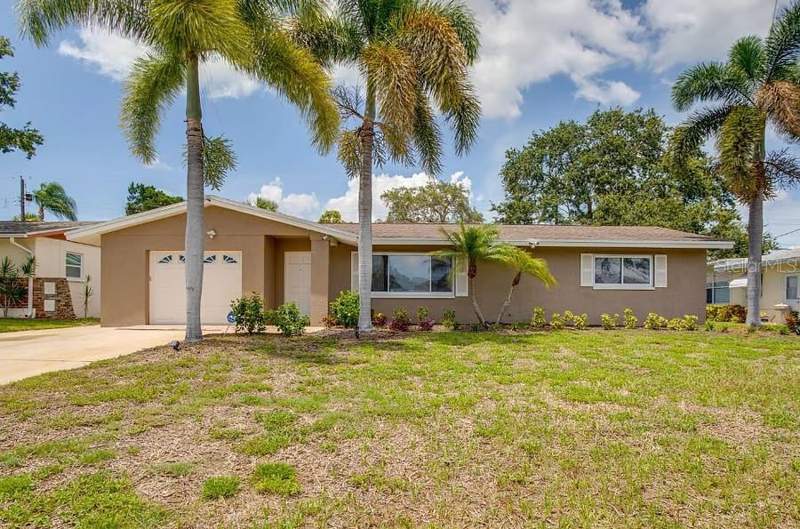 Ridgewood Lakes Davenport
