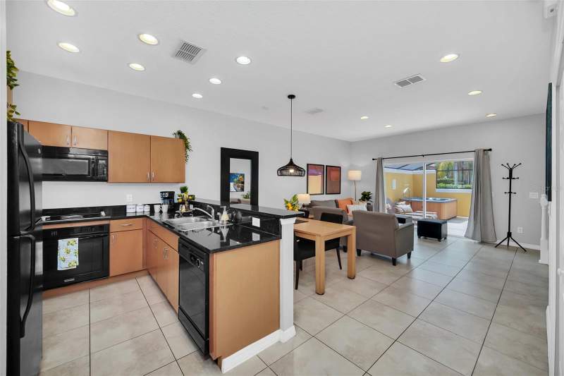 2 bedroom Townhouse at 3070 Yellow Lantana Lane, Encantada Ph 1, Kissimmee — photo 2
