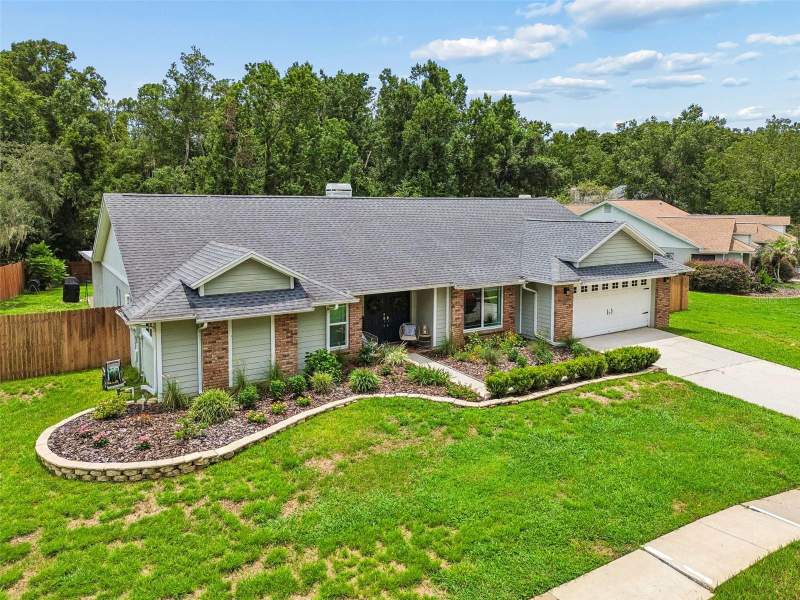 4 bedroom Single Family Residence at 3607 LITHIA RIDGE BOULEVARD, LITHIA RIDGE PH I, VALRICO — photo 3