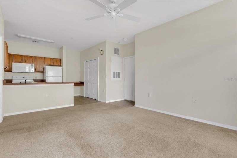 1 bedroom Condominium at 8213 CLAIRE ANN DRIVE #108, VILLA VALENCIA, ORLANDO — photo 4