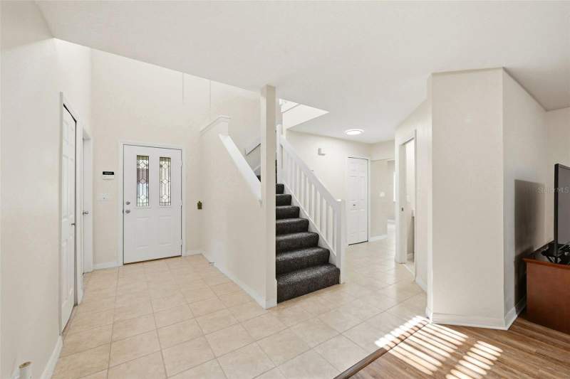 4 bedroom Single Family Residence at 5351 Aurora Drive, Leesburg Legacy Leesburg Unit 02 Lt 163, Leesburg — photo 4