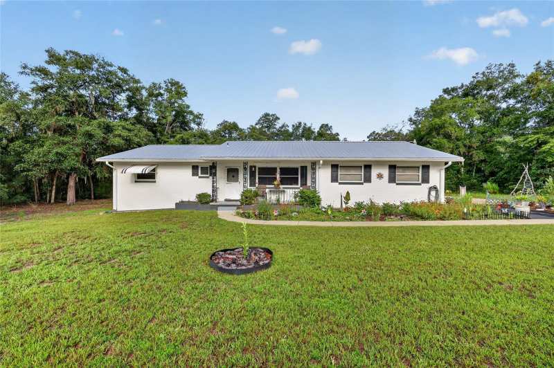 2 bedroom Single Family Residence at 4500 SW Freshwater Court, Rainbow Lakes Estates, Dunnellon — photo 1