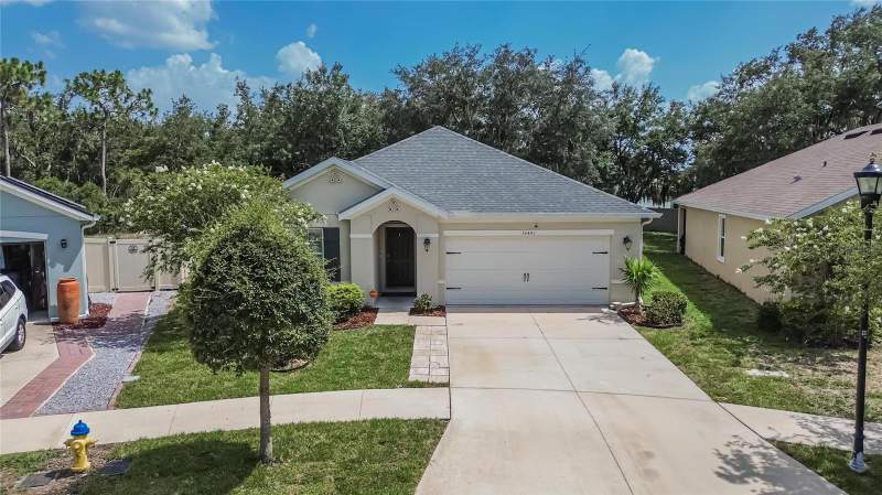 3 bedroom Single Family Residence at 16441 Treasure Point Drive, Dg Farms Ph 3B, Wimauma — photo 5