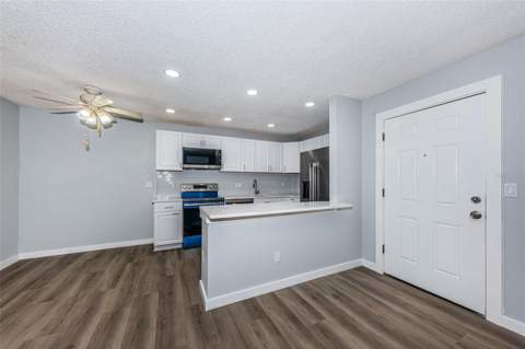 3295 Fox Chase Circle #107, Palm Harbor FL - photo 6 of 6