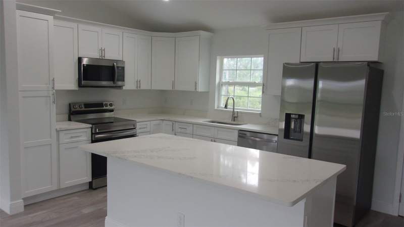3 bedroom Single Family Residence at 8410 SW 157th Lane, Florida Highlands, Dunnellon — photo 4