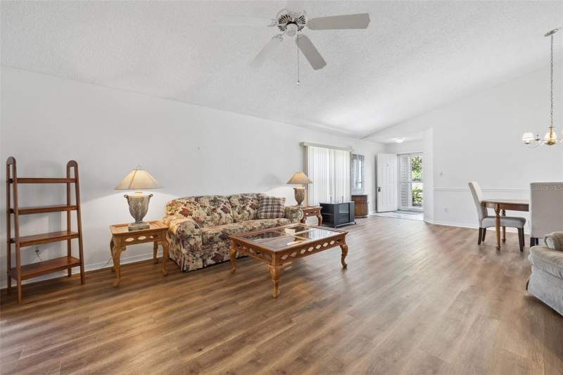 2 bedroom Single Family Residence at 25312 Green Heron Drive, Plantation @ Leesburg Heron Run, Leesburg — photo 5