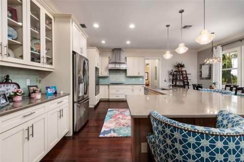 852 Cordova Boulevard, St Petersburg FL - photo 11 of 82