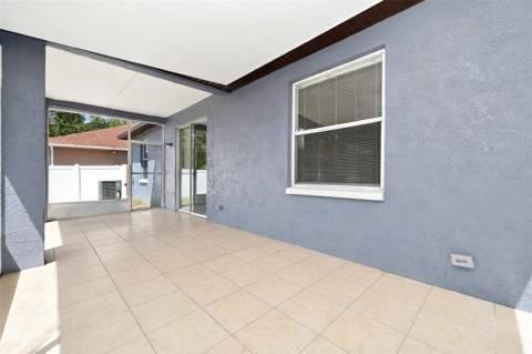 906 Grand Canyon Drive, Valrico FL - photo 13 of 33