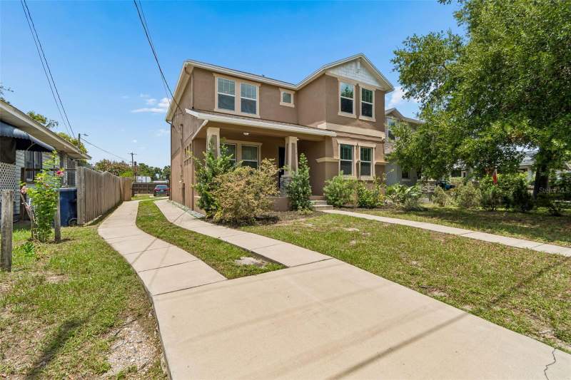 4 bedroom Single Family Residence at 1216 E Giddens Ave, Mc Davids East Seminole Subdi, Tampa — photo 4