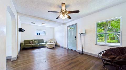 5457 72nd Avenue, Pinellas Park FL - photo 6 of 38