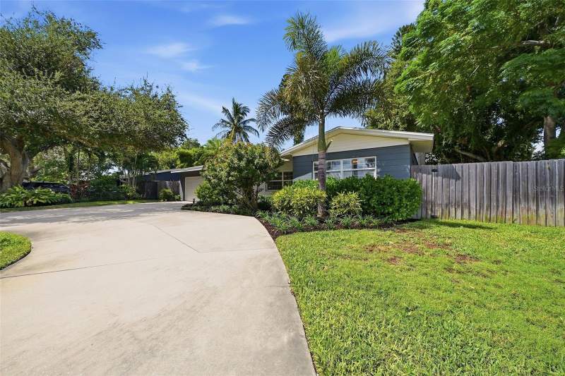 3 bedroom Single Family Residence at 6675 Colony Drive, Bay Colony Estates, St Petersburg — photo 5