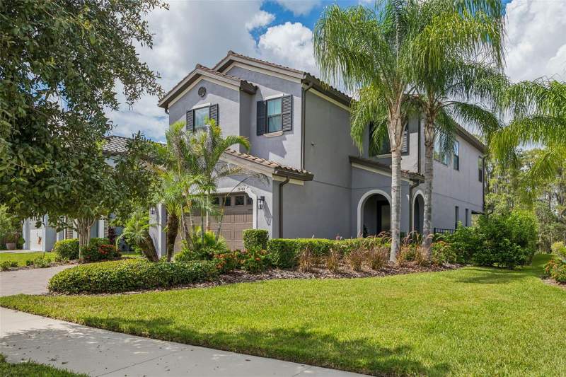 4 bedroom Single Family Residence at 19742 Roseate Drive, Lake Mary Lou North, Lutz — photo 2