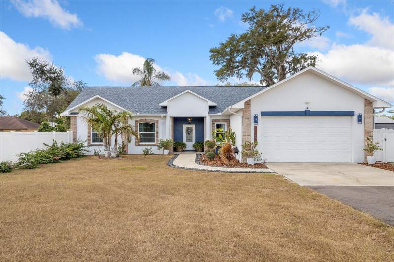 HallelujahHomes for Sale in Brandon, FL