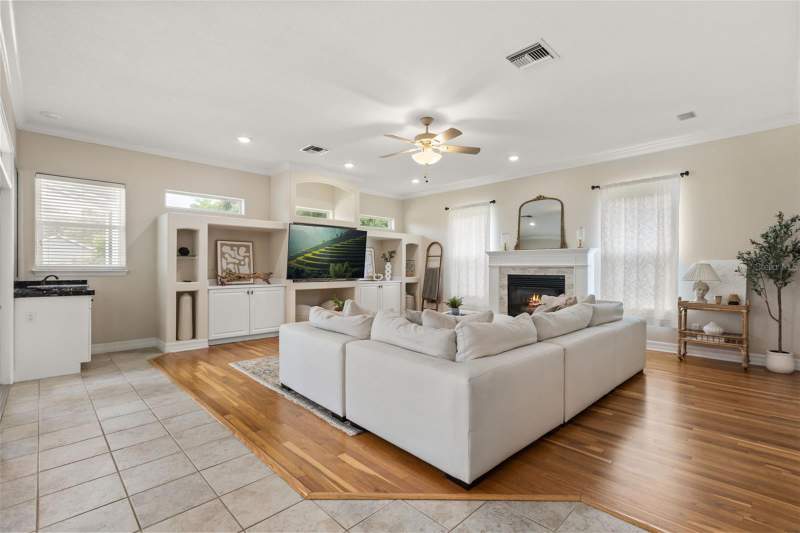 4 bedroom Single Family Residence at 15900 Acorn Circle, Squirrel Point Sub, Tavares — photo 5