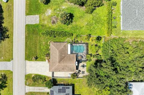 6006 Gillot Boulevard, Port Charlotte FL - photo 7 of 68