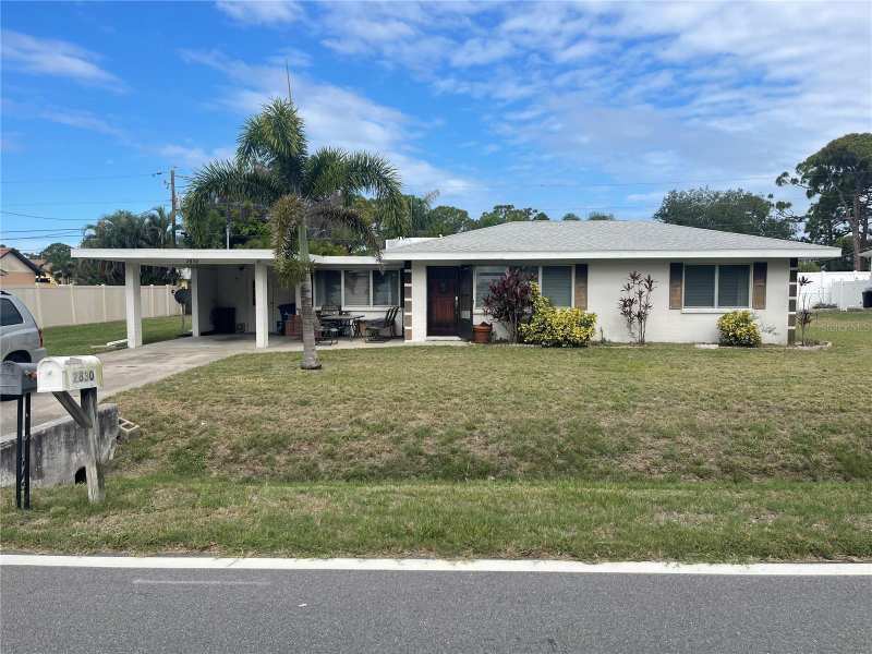 3 bedroom Single Family Residence at 2830 Siesta Drive, South Venice Unit 45, Venice — photo 1