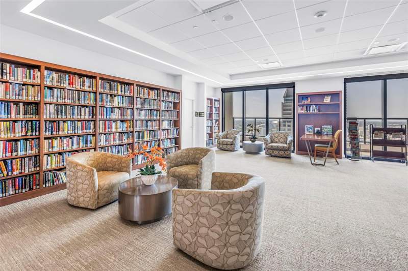 1 bedroom Condominium at 1 Beach Drive #1907, Bayfront Tower Condo, St Petersburg — photo 3