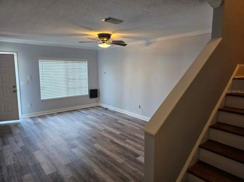 2053 Fluorshire Drive, Brandon FL - photo 8 of 24