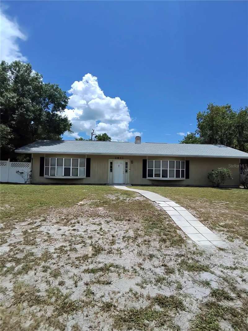 3 bedroom Single Family Residence at 2831 Ascot Lane, Daltona Lakes Un 40, Deltona — photo 1
