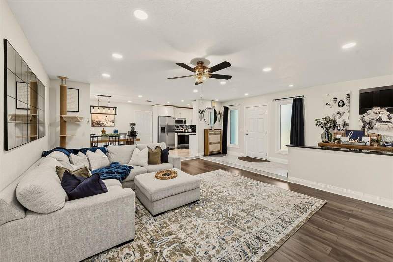 4 bedroom Single Family Residence at 2165 Campus Drive, University Park, Clearwater — photo 5