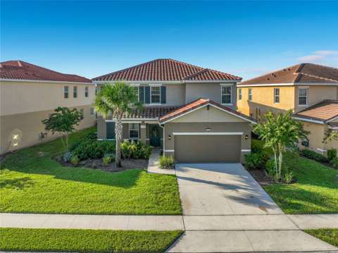 7647 Oakmoss Loop, home for sale in Davenport 33837