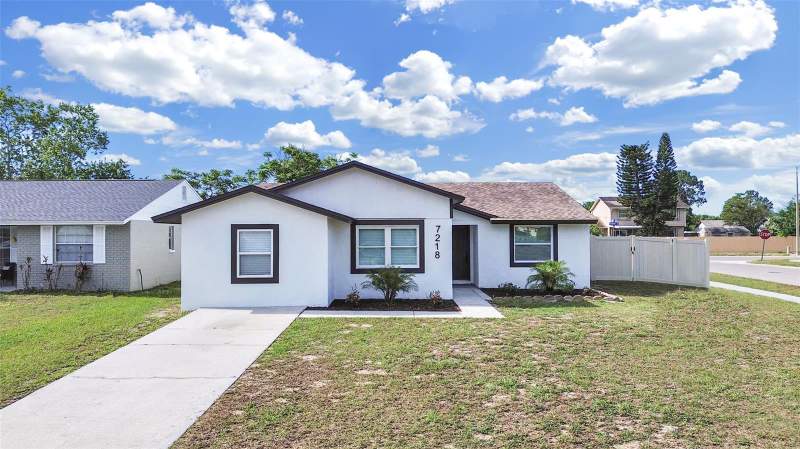 4 bedroom Single Family Residence at 7218 Lunita Court, Logan Place, Tampa — photo 5