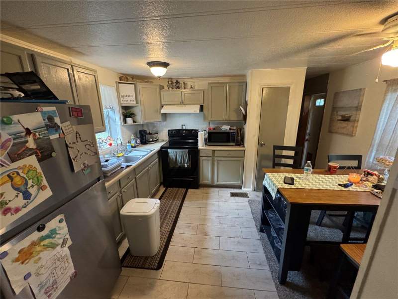 3 bedroom Manufactured Home at 2790 Toler Avenue, Deland, Deland — photo 5