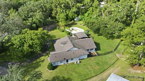 22301 Coronado Somerset Drive, Sorrento FL - photo 8 of 90