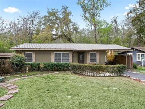 8701 Cr 647 S, starter home for sale in Bushnell