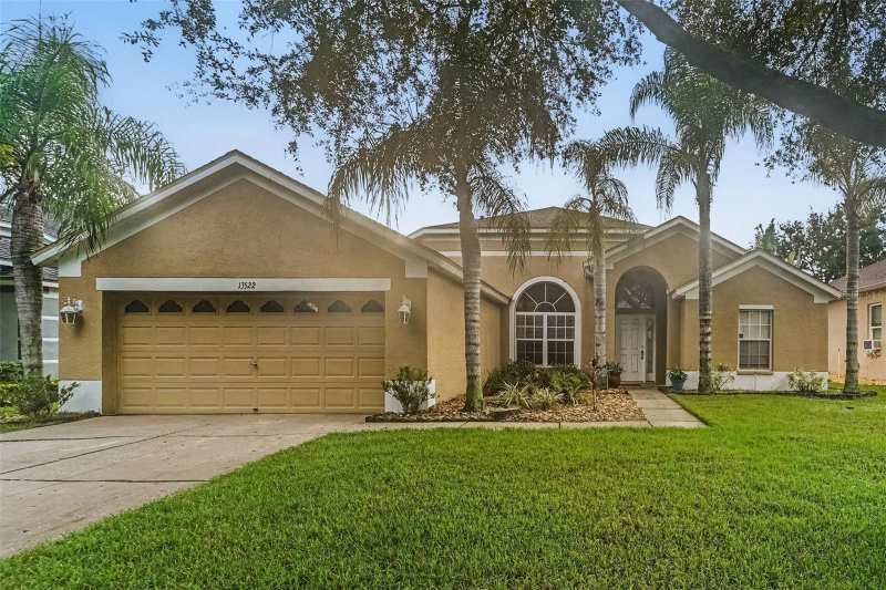 4 bedroom Single Family Residence at 13522 White Elk Loop, Fawn Lake Ph IV, Tampa — photo 1