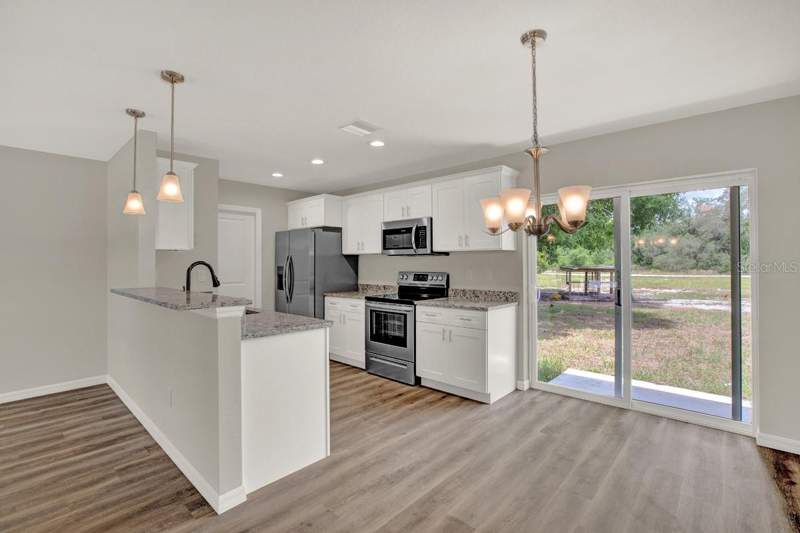 3 bedroom Single Family Residence at 2900 W Kevin Road, Avon Park Lakes, Avon Park — photo 3