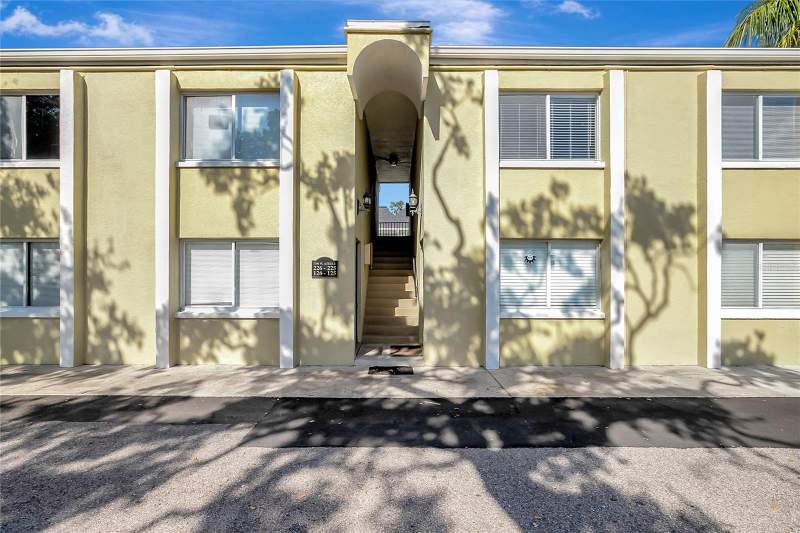 Palma Ceia Gardens Condo