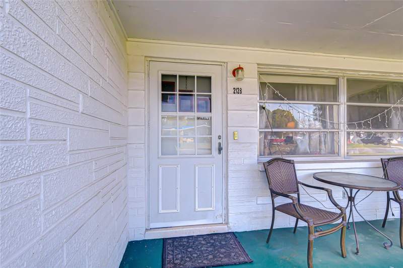 2 bedroom Single Family Residence at 2128 Shannon Drive, Holiday Gardens, Holiday — photo 3