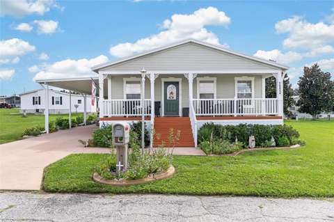 10054 Collingwood Avenue, gated community for sale in Dade City